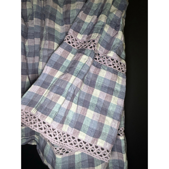 Chico’s 100% Linen Gingham Peasant Top Size 1 (M/L) - Picture 6 of 7